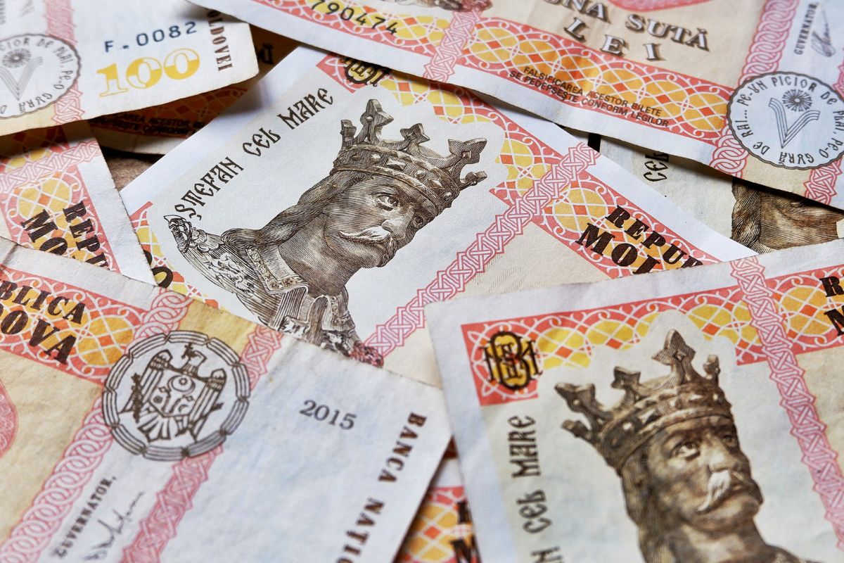 Средняя зарплата в Молдове может вырасти до 25 000 леев, а минимальная — до 10 000 леев