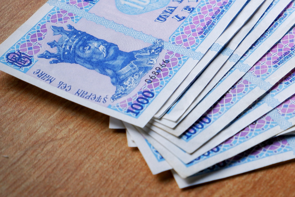 Переноса не будет: закон о зарплатах бюджетников примут в сентябре