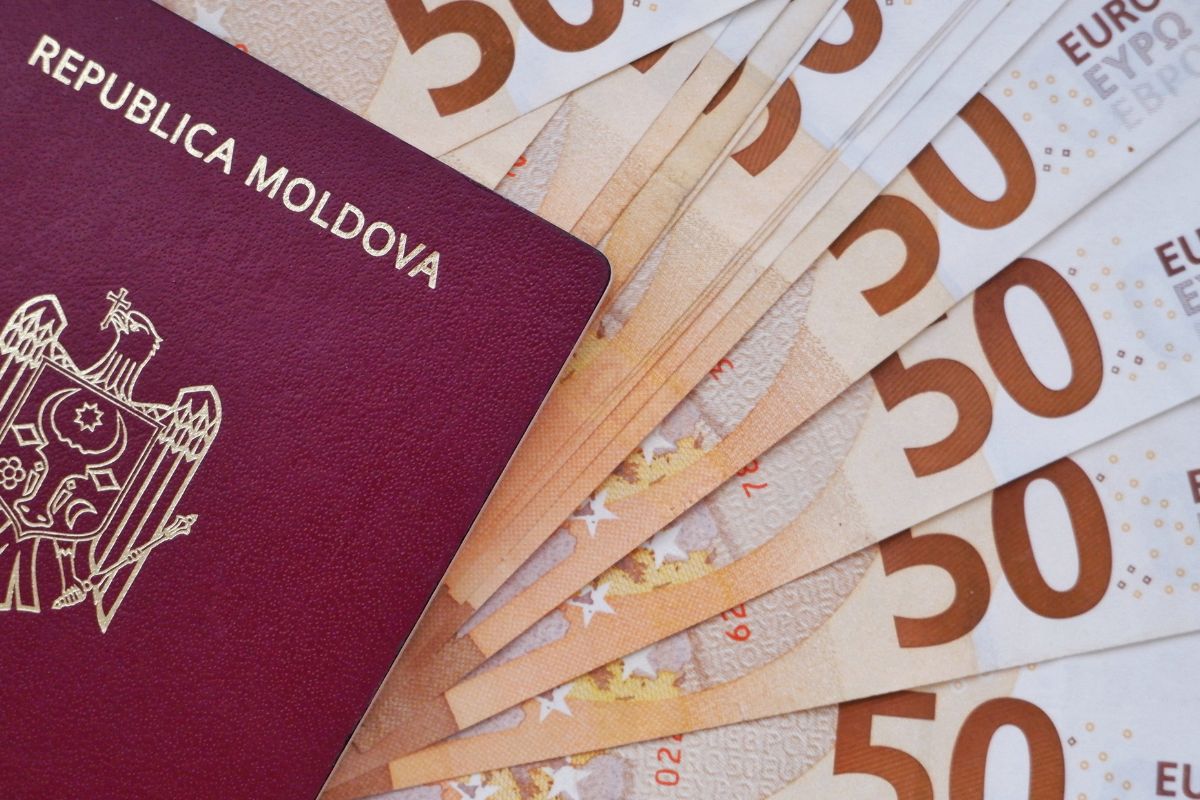 Молдавские граждане, работавшие в Словакии и Украине, смогут получать пенсии за стаж за рубежом
