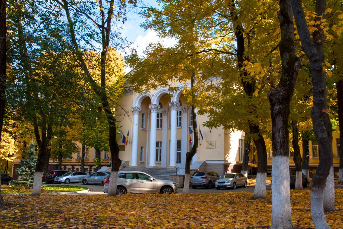 Рейтинг зарплат в бюджетном секторе: топ-10 вакансий ноября