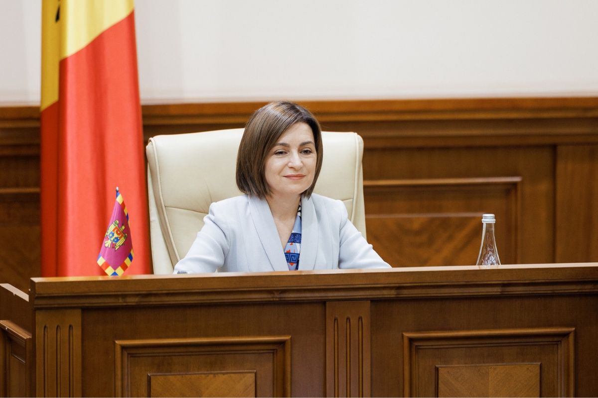 Сколько зарабатывает президент Молдовы